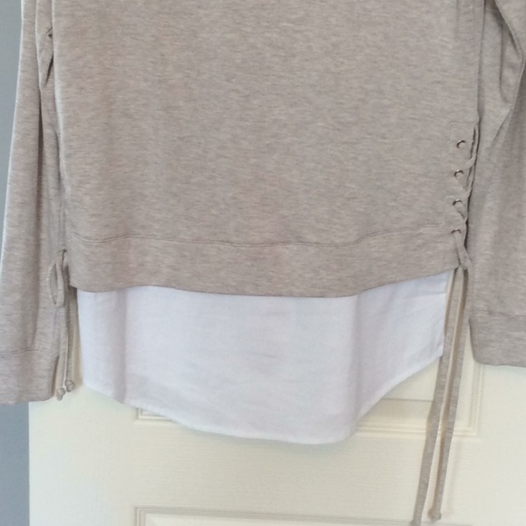 Beige sweater with undershirt from WHBM - Picture 3 of 3